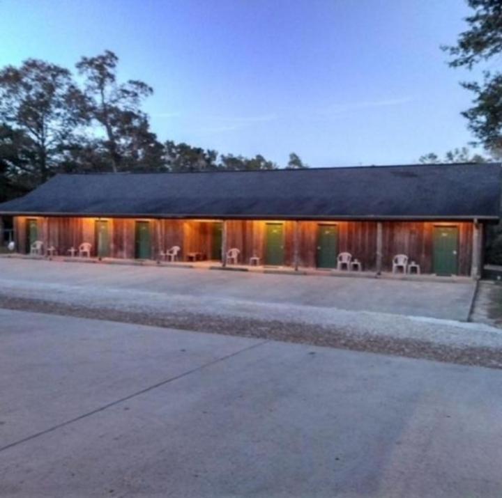 Whispering Creek Lodging & Rv Resort Newton Buitenkant foto