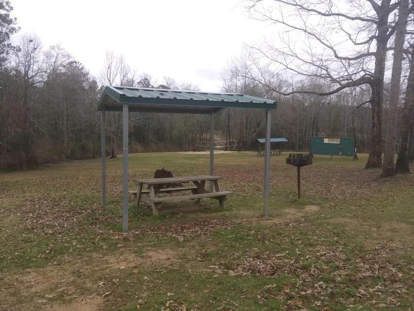 Whispering Creek Lodging & Rv Resort Newton Buitenkant foto